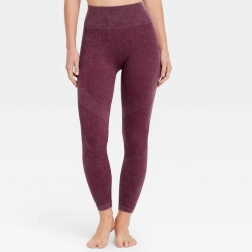 JOY LAB MAROON SEAMLESS LEGGINGS